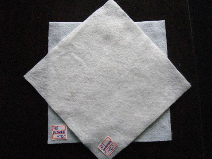 Xincheng Nano analyzes the structural deformation of reinforced geotextile as reinforcement with you